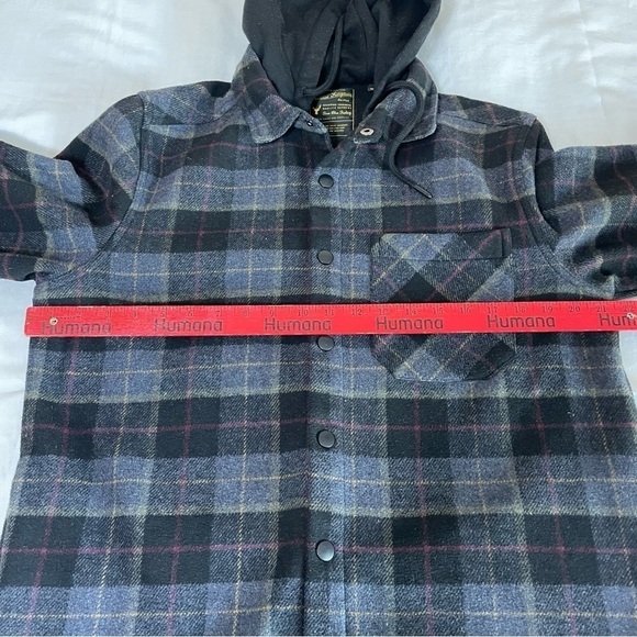 Men's Black and Gray Plaid Jacket - Picture 8 of 10
